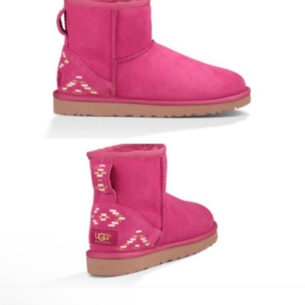 UGG Classic Mini Rustic Weave Pink Sheepskin. Size 8